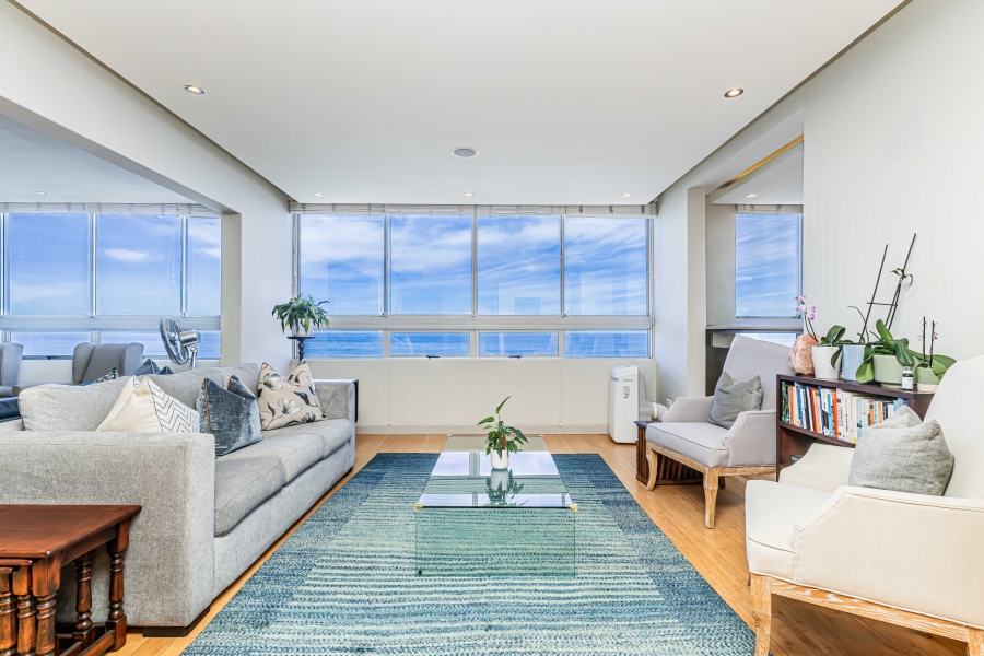 To Let 3 Bedroom Property for Rent in Sea Point Western Cape